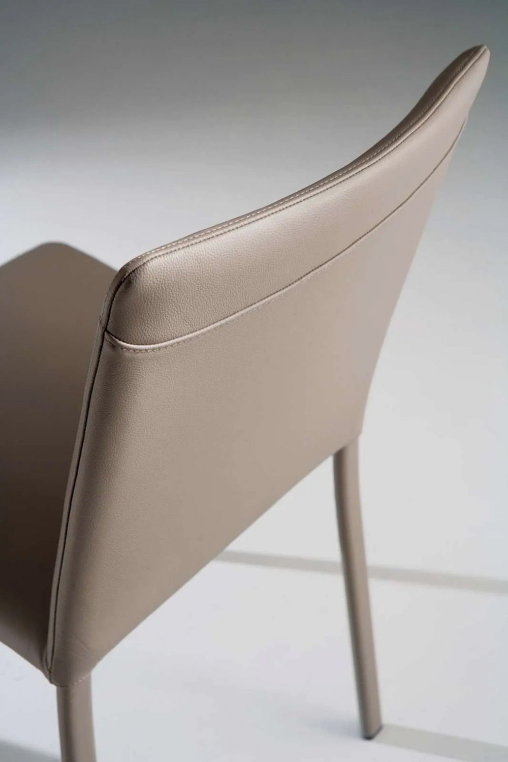 OZZIO LUNETTE Chaise en Cuir Sellier Crème Café